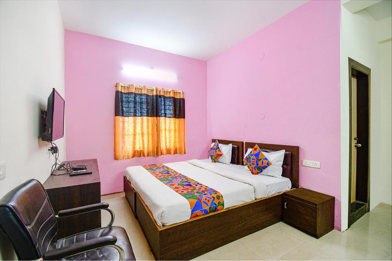 OYO 81468 Deepak Residency 2 Hotel Barang Bagian luar foto