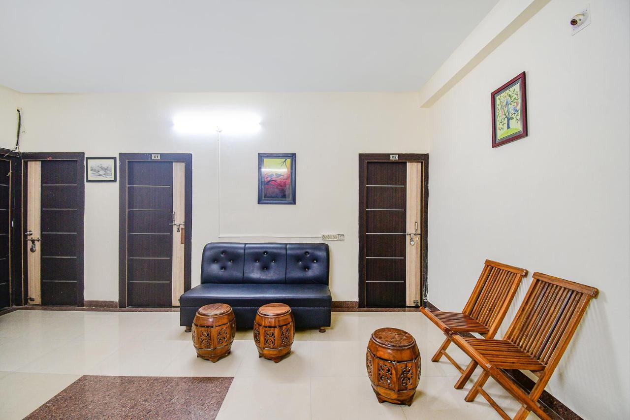 OYO 81468 Deepak Residency 2 Hotel Barang Bagian luar foto
